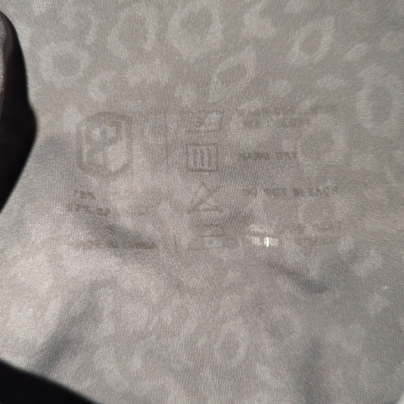 Born Primitive Fierce Legging Green Leopard Women's Small - Picture 3 of 8